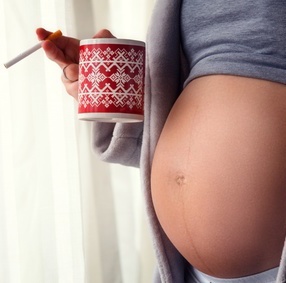 Schwangerschaft: Nikotin geht auf Gehör