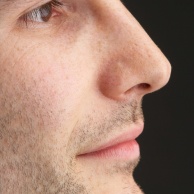 Ultraschall von Gesicht und Nase 