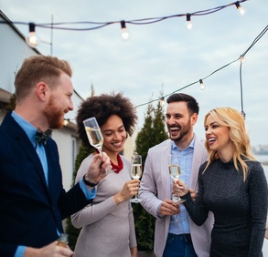 Fremdsprache: Alkohol löst die Zunge